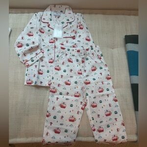NWT Petite Plume Winter Print Pajama Set, size 4